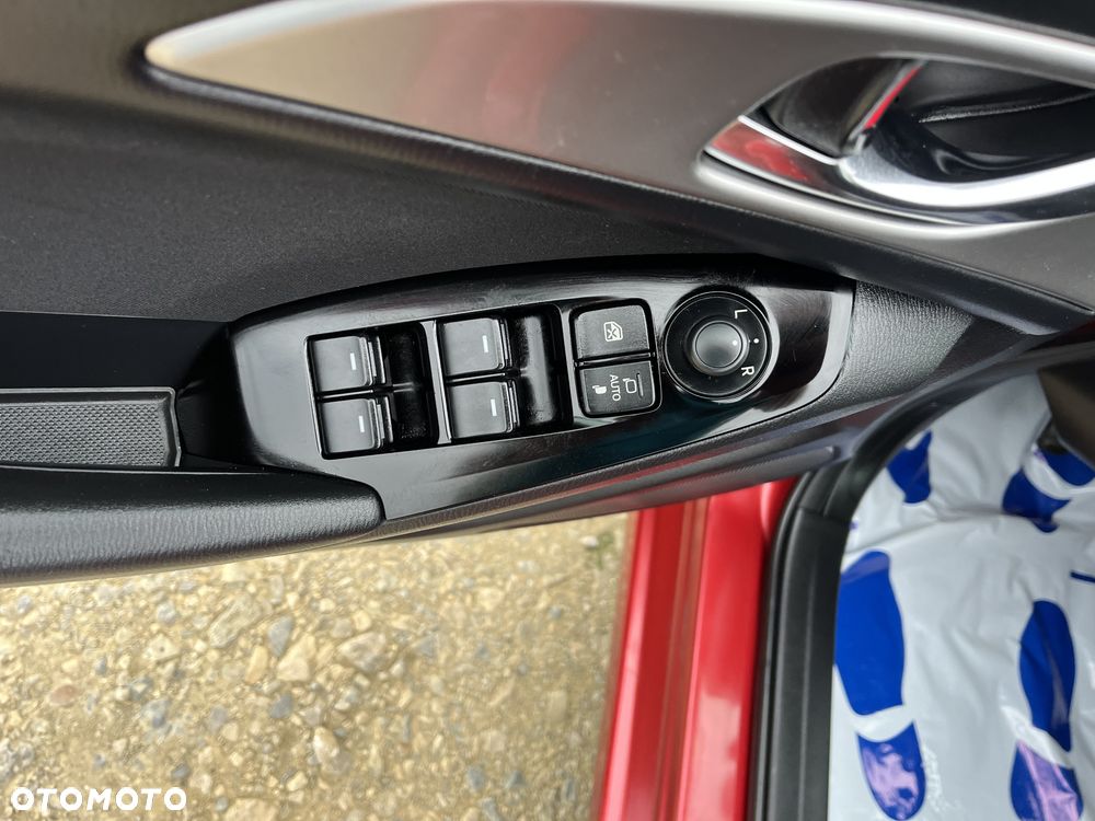 Mazda 3 SKYACTIV-G 120 KIZOKU - 19