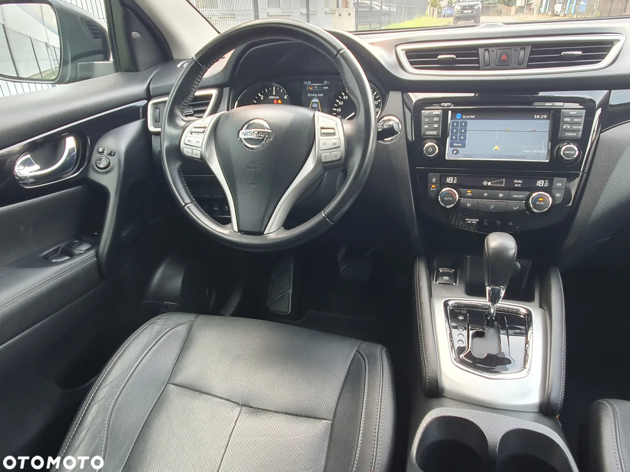 Nissan Qashqai 1.6 DCi Tekna Xtronic EU6 - 23
