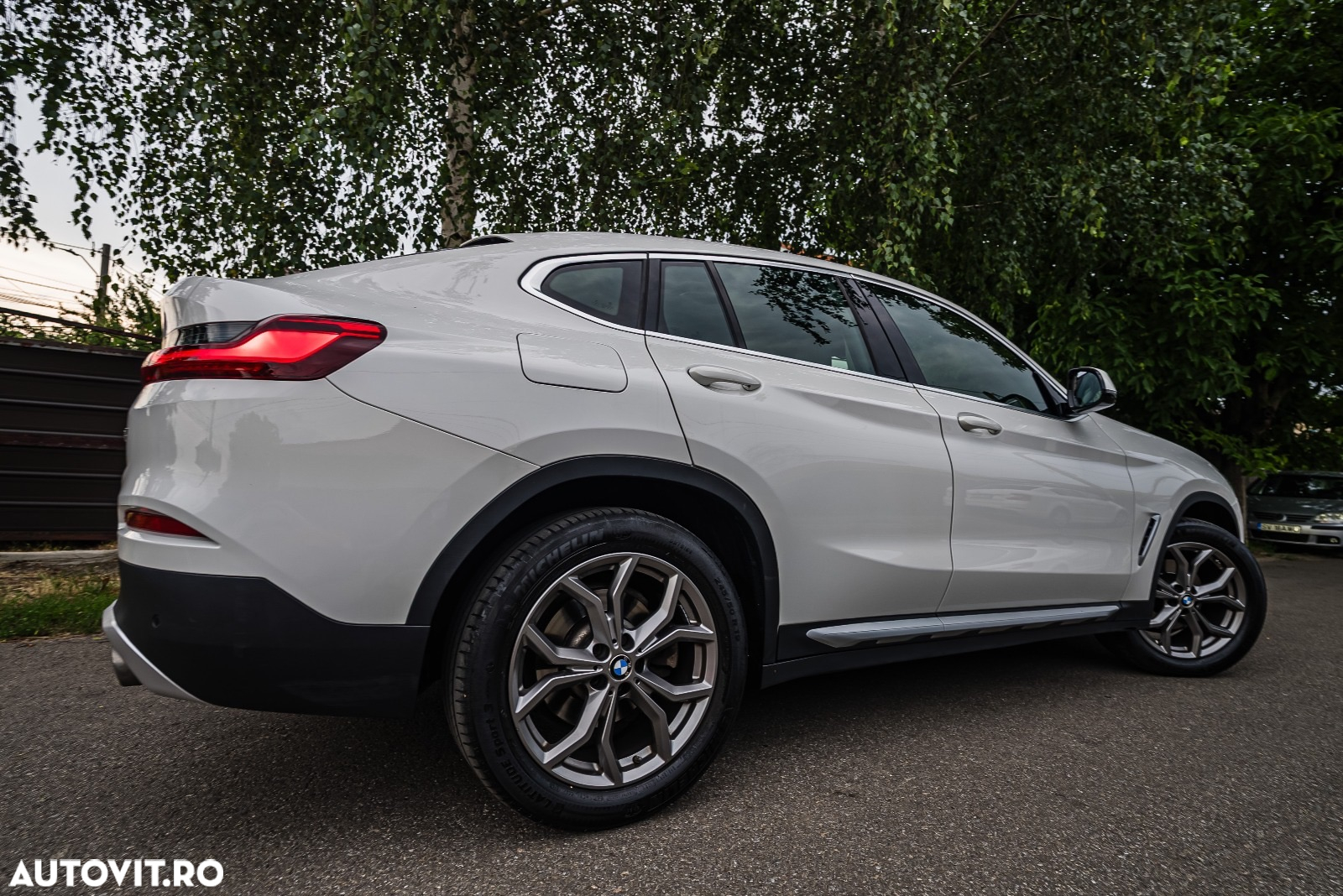 BMW X4 xDrive20d - 14