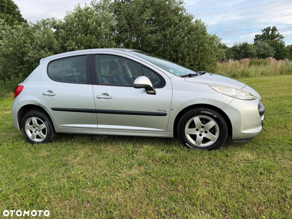 Peugeot 207 - 4