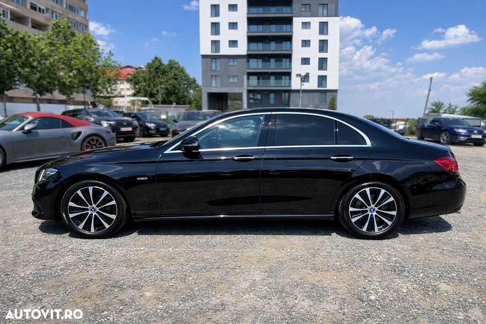 Mercedes-Benz E 220 d 4MATIC 9G-TRONIC Sportstyle Edition - 6