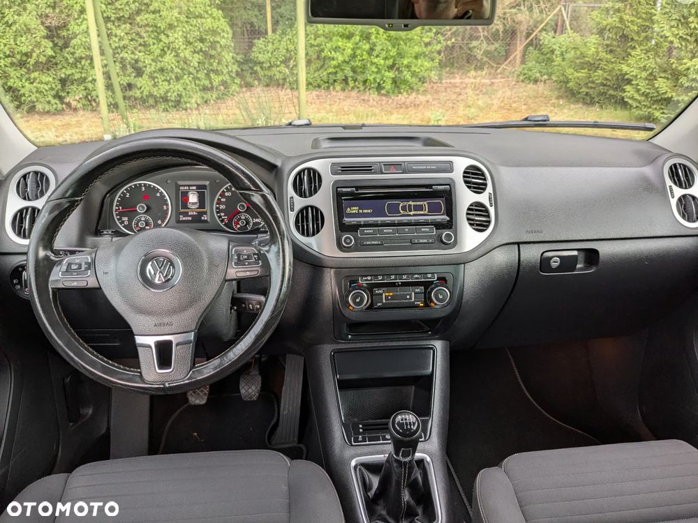 Volkswagen Tiguan 2.0 TDI DPF 4Motion BlueMotion Technology Cup Sport & Style - 12