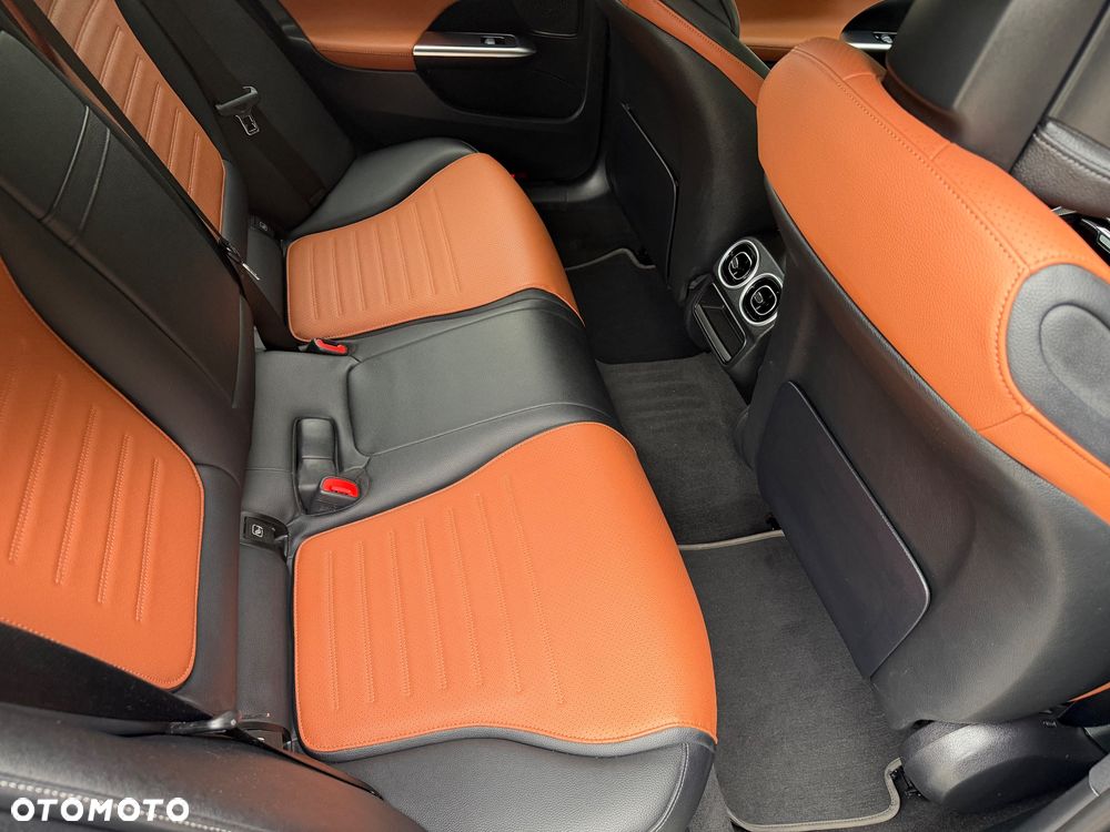 Mercedes-Benz Klasa C 220 d 9G-TRONIC AMG Line - 19