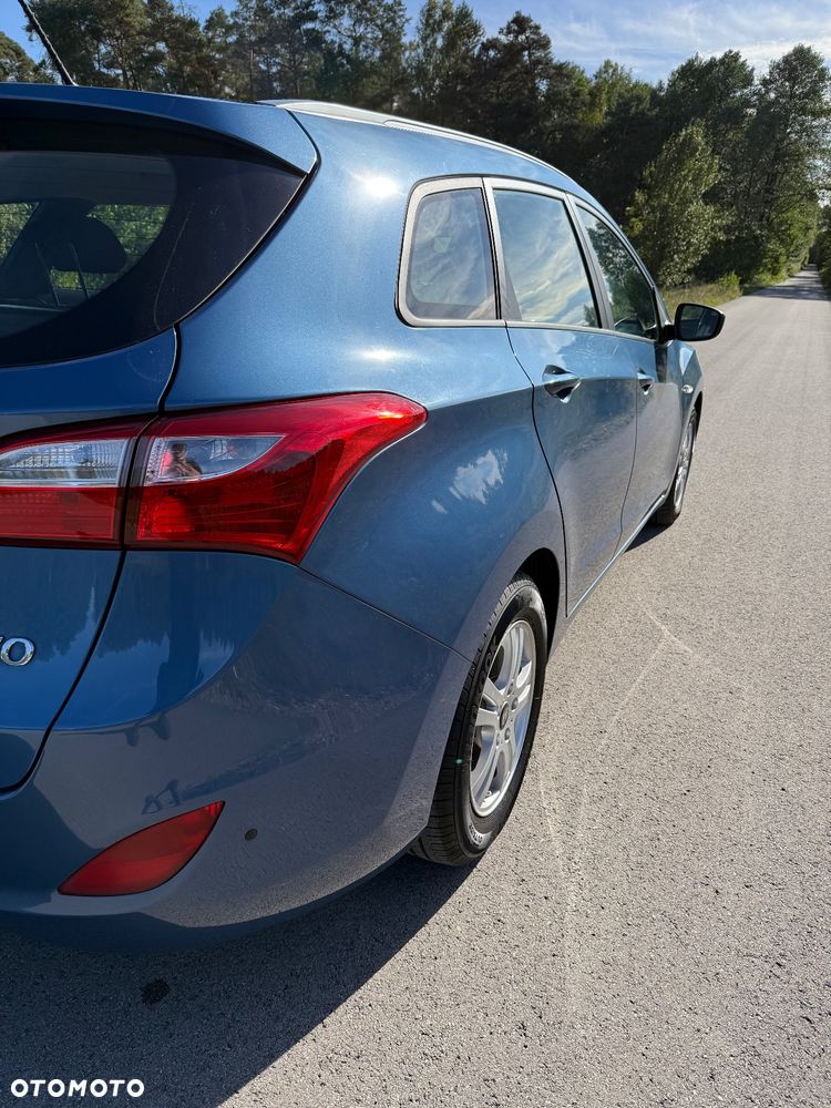 Hyundai i30 1.6 CRDi BlueDrive Classic - 8