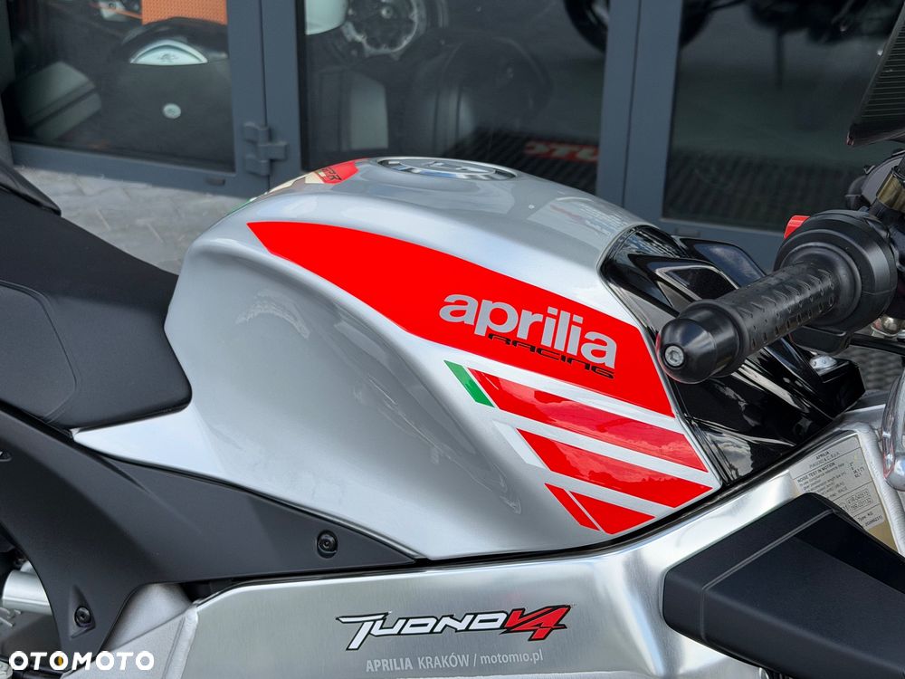 Aprilia Tuono - 18
