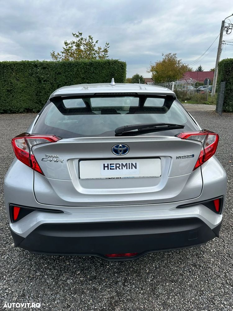 Toyota C-HR - 4