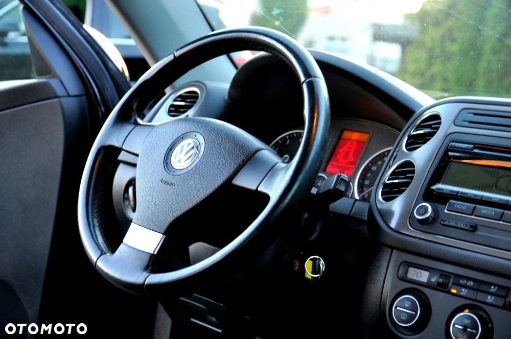 Volkswagen Tiguan - 29