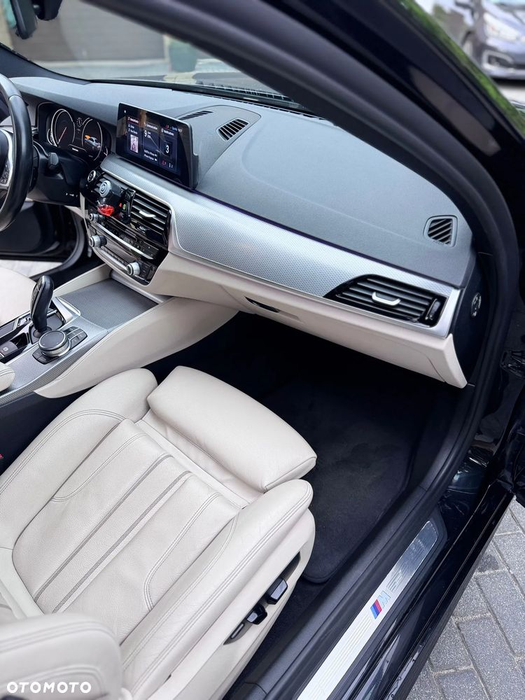 BMW Seria 5 520d xDrive - 8