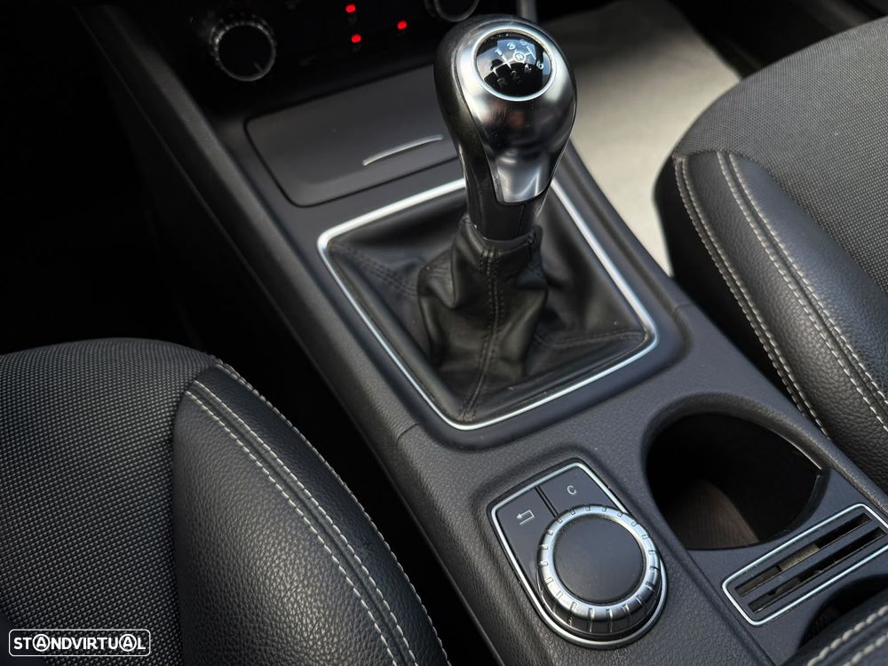 Mercedes-Benz A 180 CDI (BlueEFFICIENCY) - 8