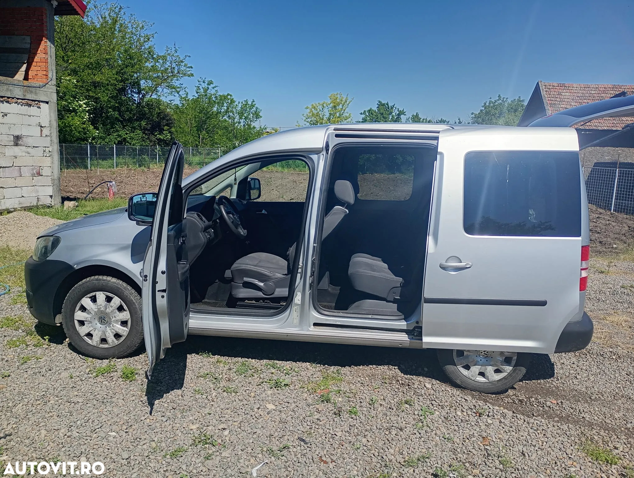 Volkswagen Caddy - 2