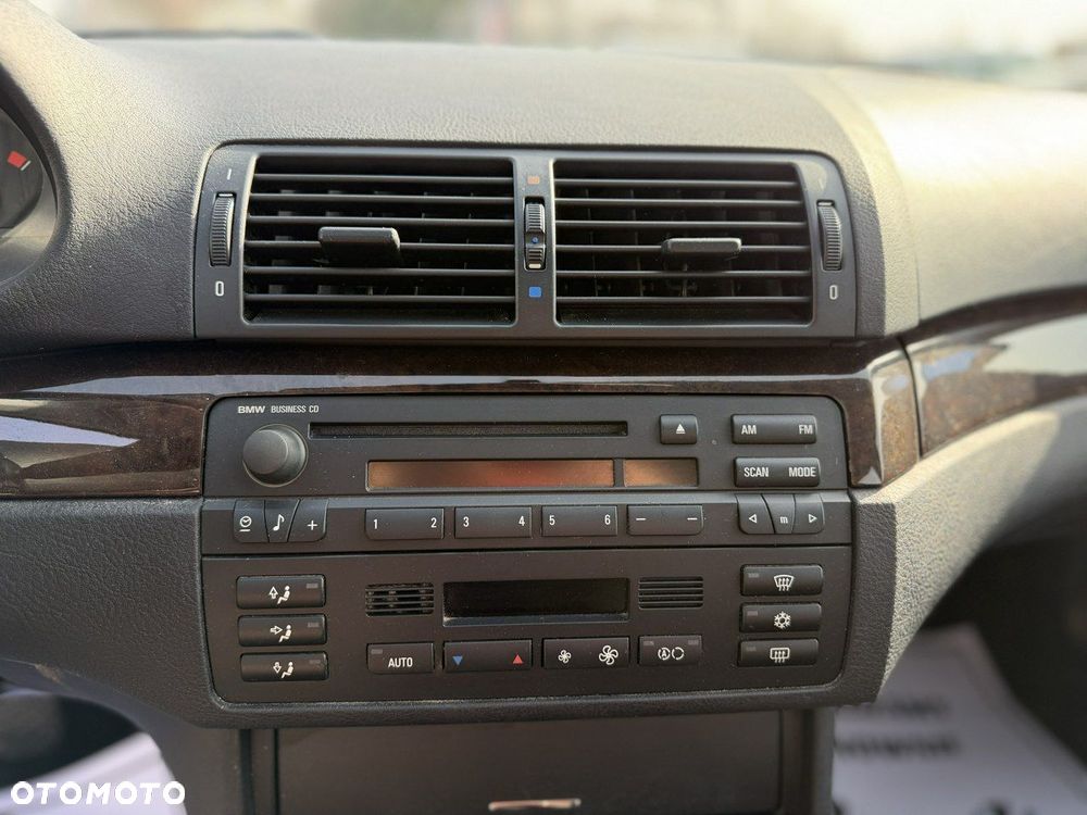 BMW Seria 3 318i - 20