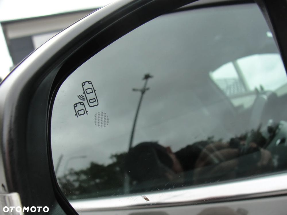 Peugeot 5008 BlueHDi 180 EAT8 GT Pack - 23