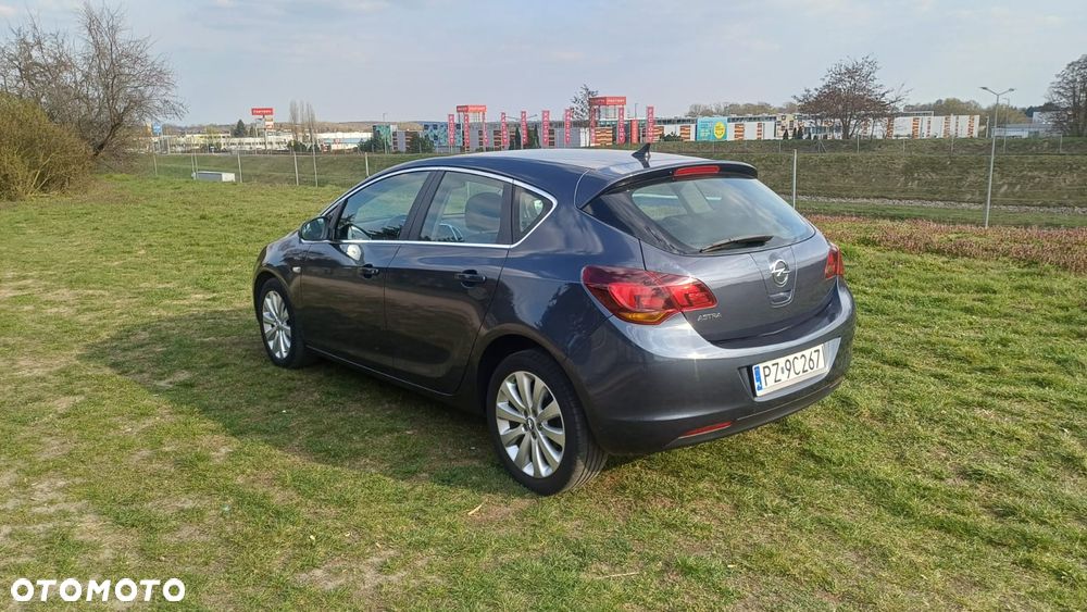 Opel Astra 1.6 Edition Sport - 6