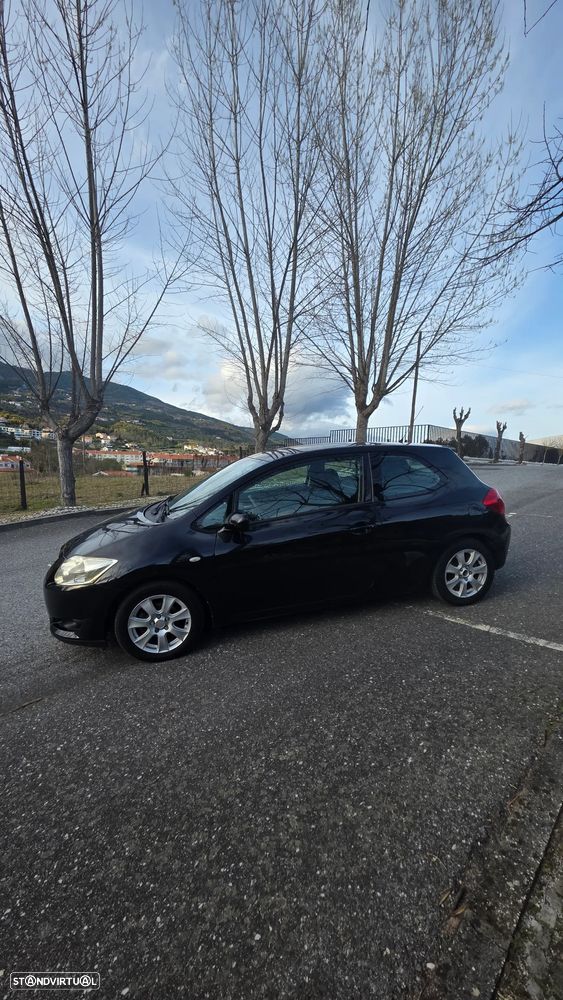 Toyota Auris 1.4 D-4D AC - 3