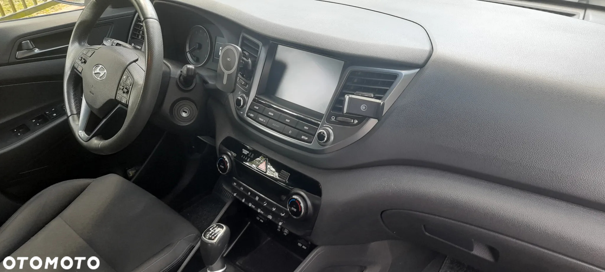 Hyundai Tucson 1.6 GDI BlueDrive GO 2WD - 10