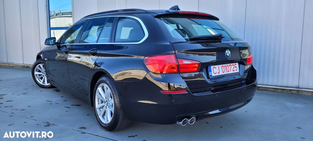BMW Seria 5 520d Aut. Modern Line - 4