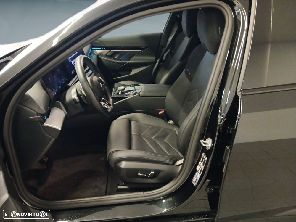 BMW 520 d Pack M Auto - 11