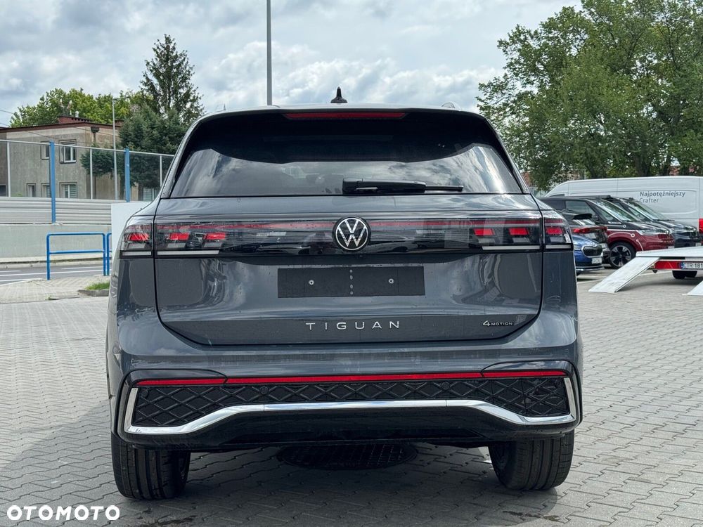 Volkswagen Tiguan 2.0 TDI 4Mot R-Line Plus DSG - 9