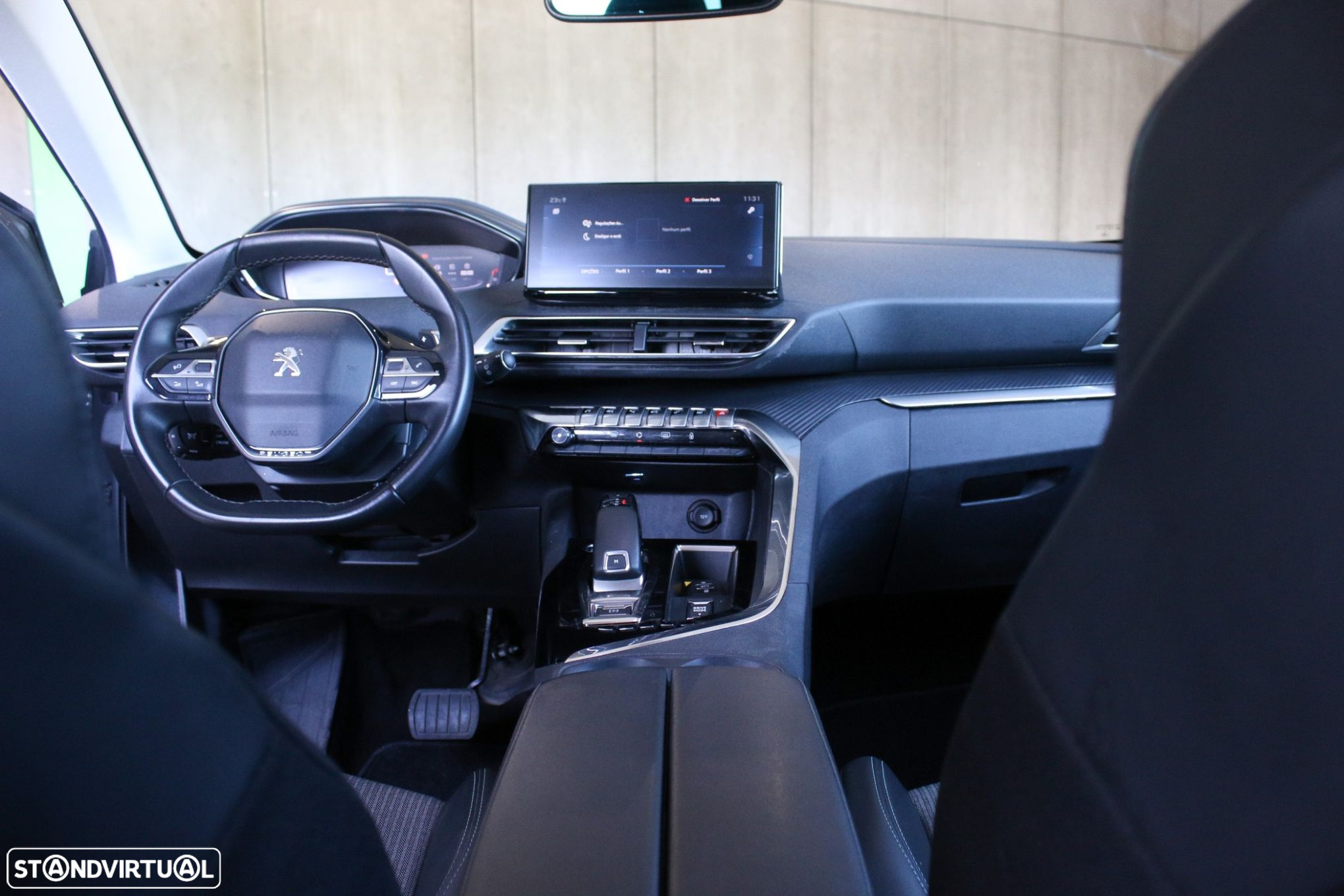 Peugeot 5008 1.2 PureTech Allure EAT8 - 31