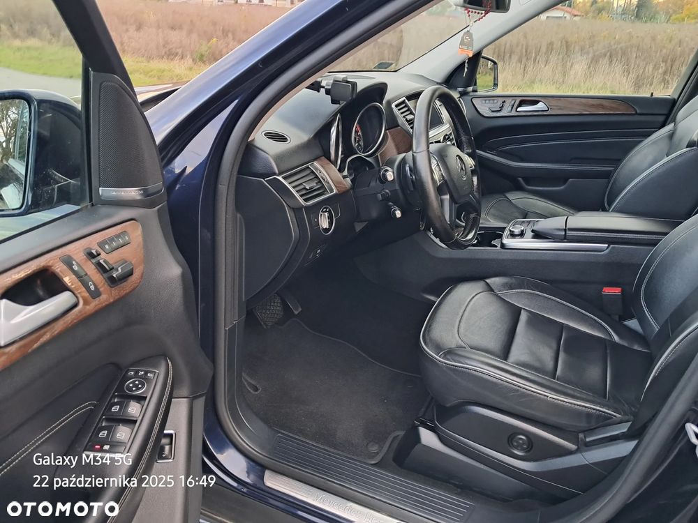 Mercedes-Benz ML 350 BlueTEC 4MATIC 7G-TRONIC - 7