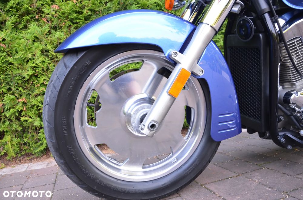 Honda VTX - 13