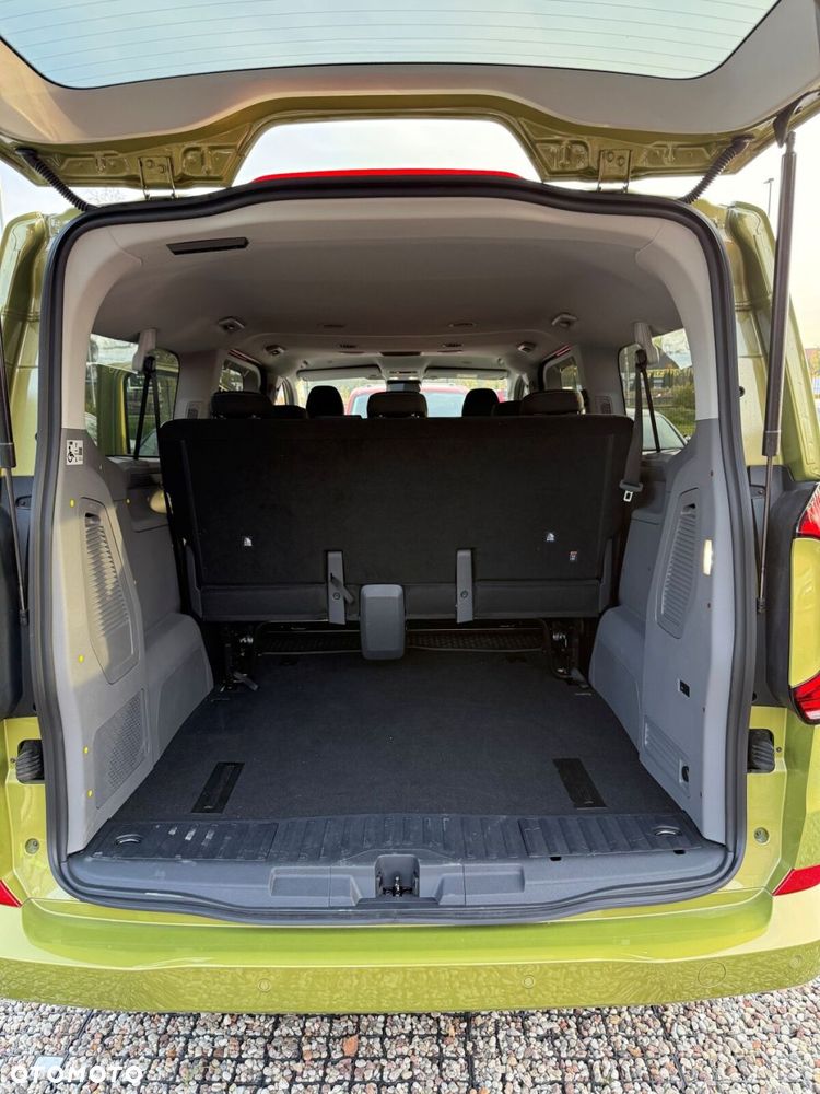 Volkswagen Caravelle - 5