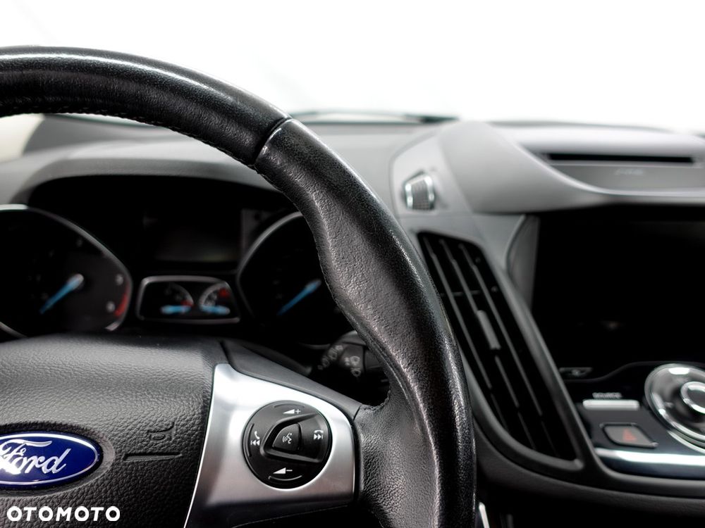 Ford Kuga 2.0 TDCi FWD Titanium - 21