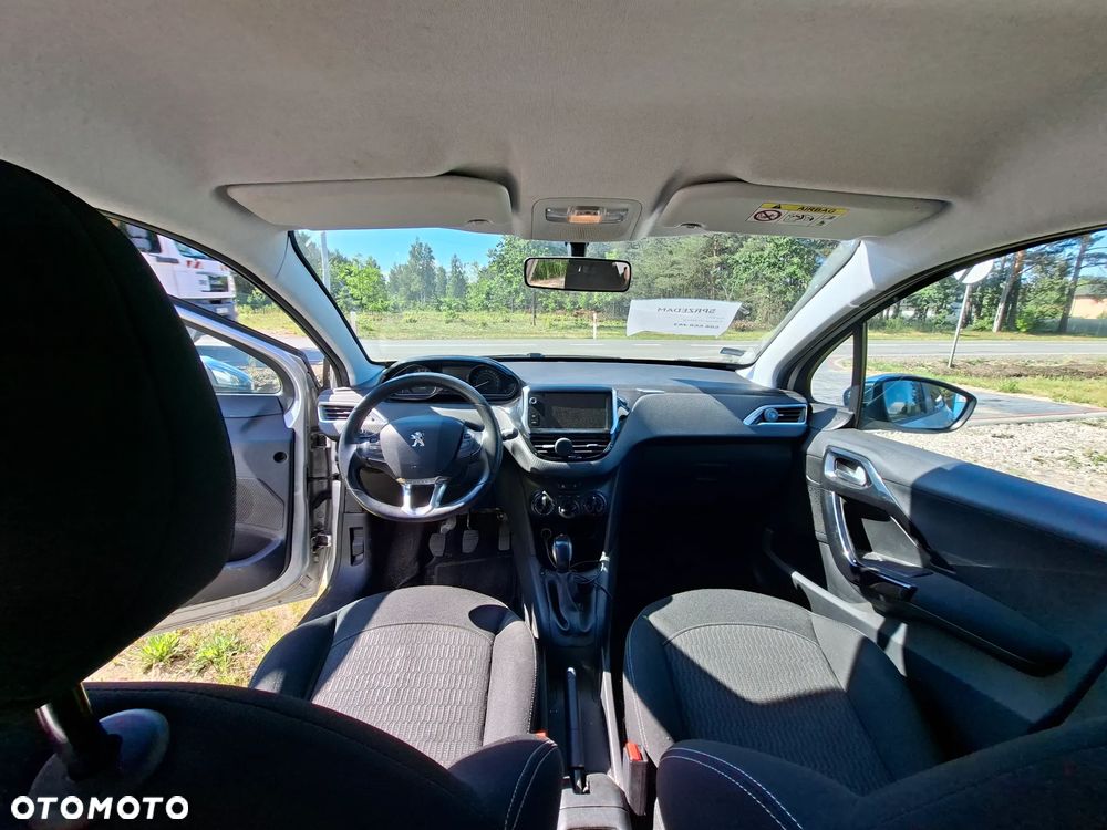 Peugeot 208 1.2 PureTech Active - 8