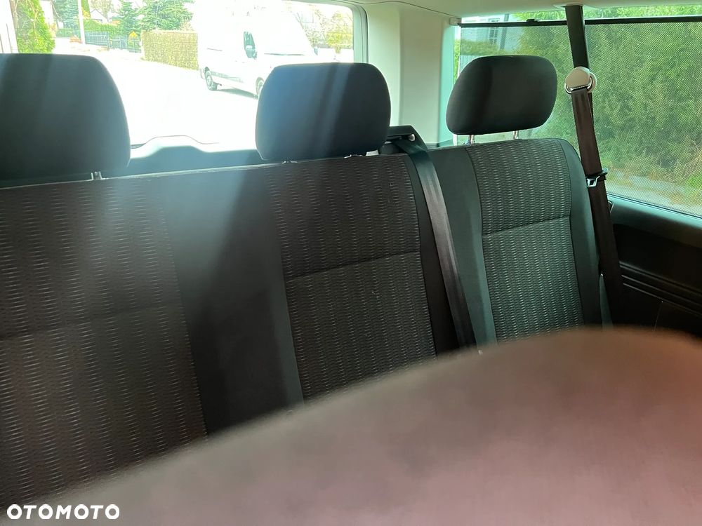 Volkswagen Caravelle 2.0 TDI L2 Comfortline - 20