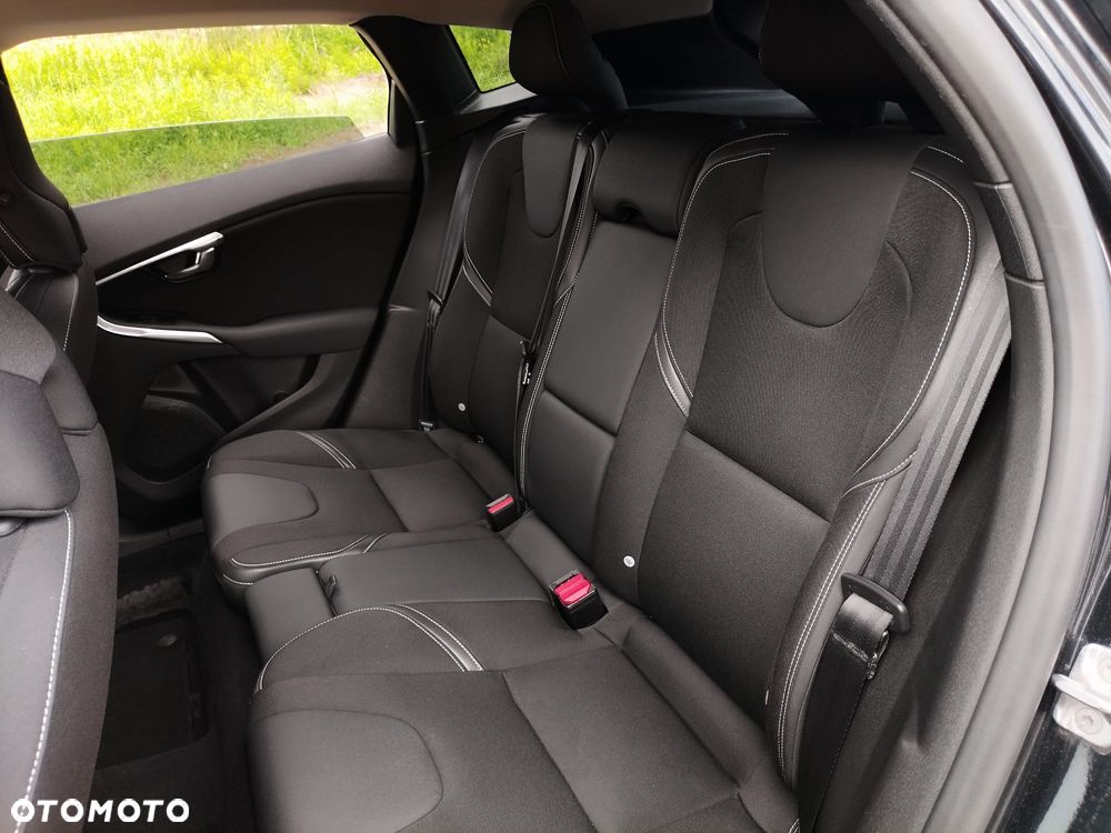 Volvo V40 D3 Kinetic - 15