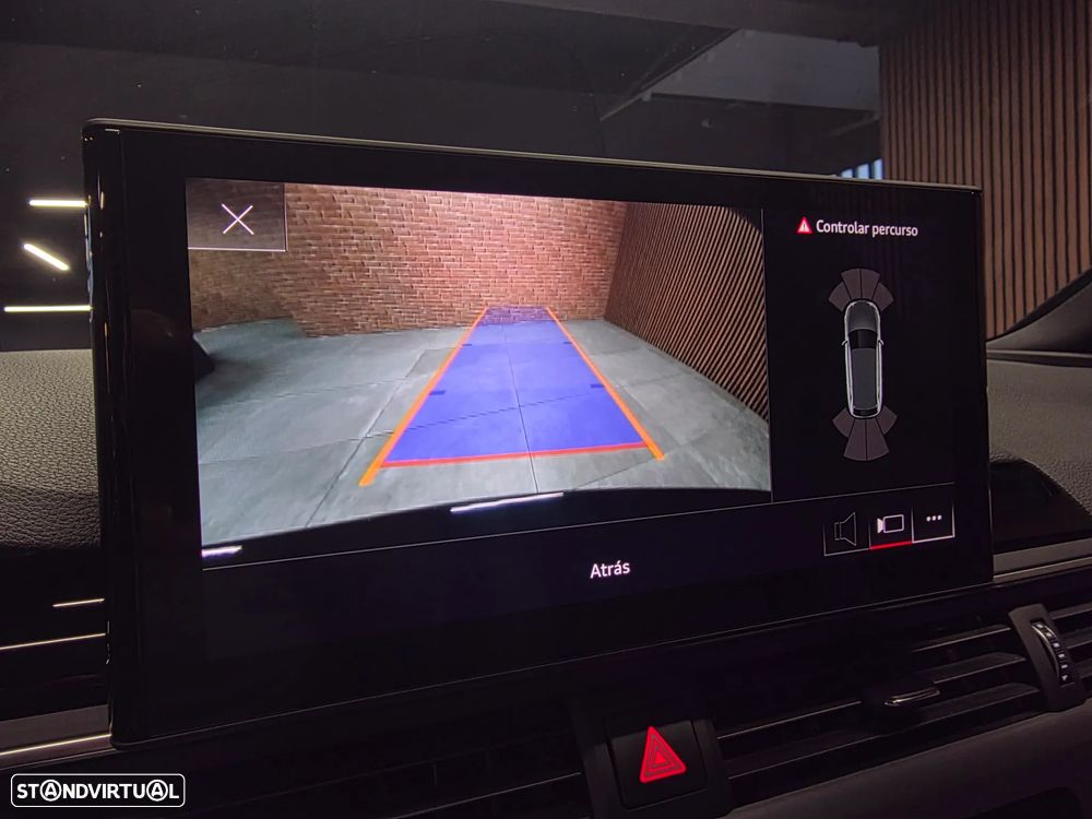 Audi A4 Avant 35 TDI S line S tronic - 27