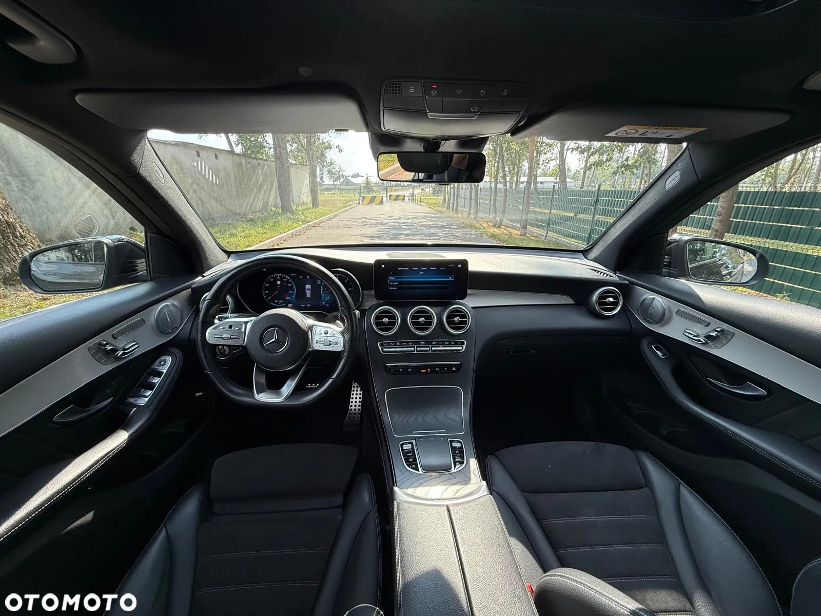 Mercedes-Benz GLC 300 d 4Matic 9G-TRONIC AMG Line - 12