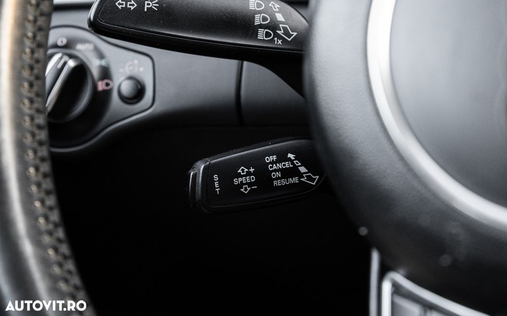 Audi A4 2.0 TDI S tronic quattro - 17