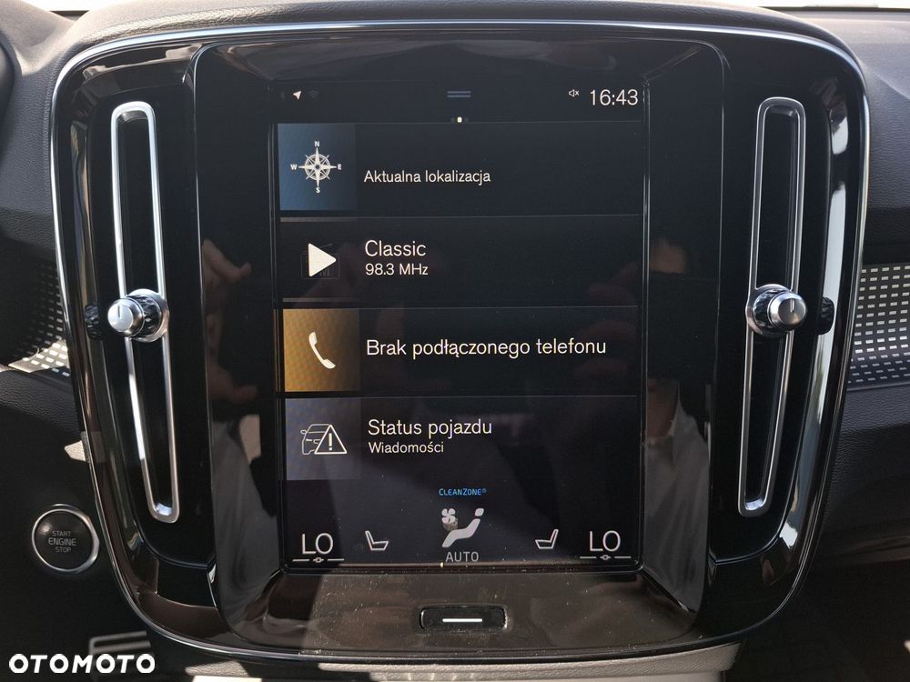Volvo XC 40 - 22