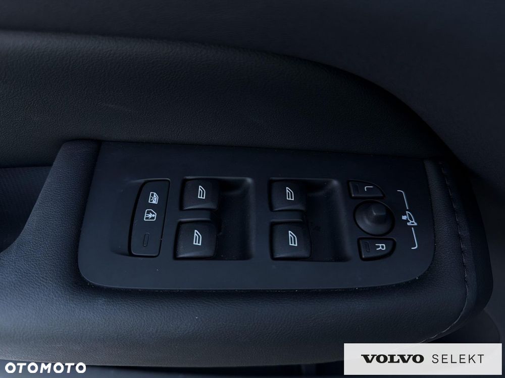 Volvo XC 60 - 26