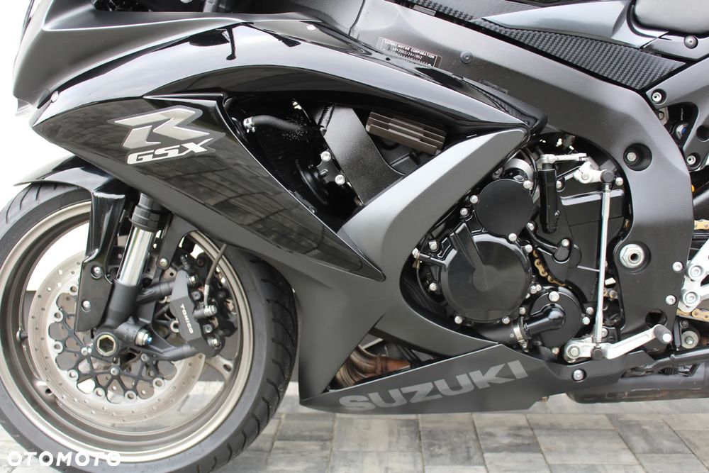 Suzuki GSX-R - 12