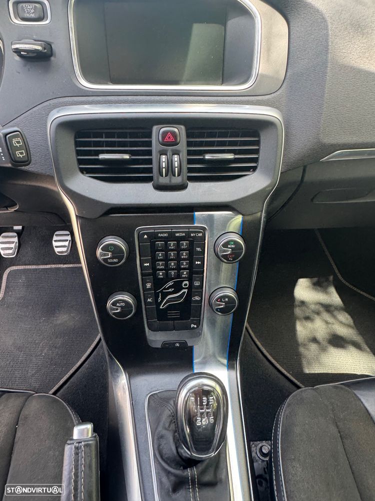 Volvo V40 1.6 D2 R-Design Momentum - 13