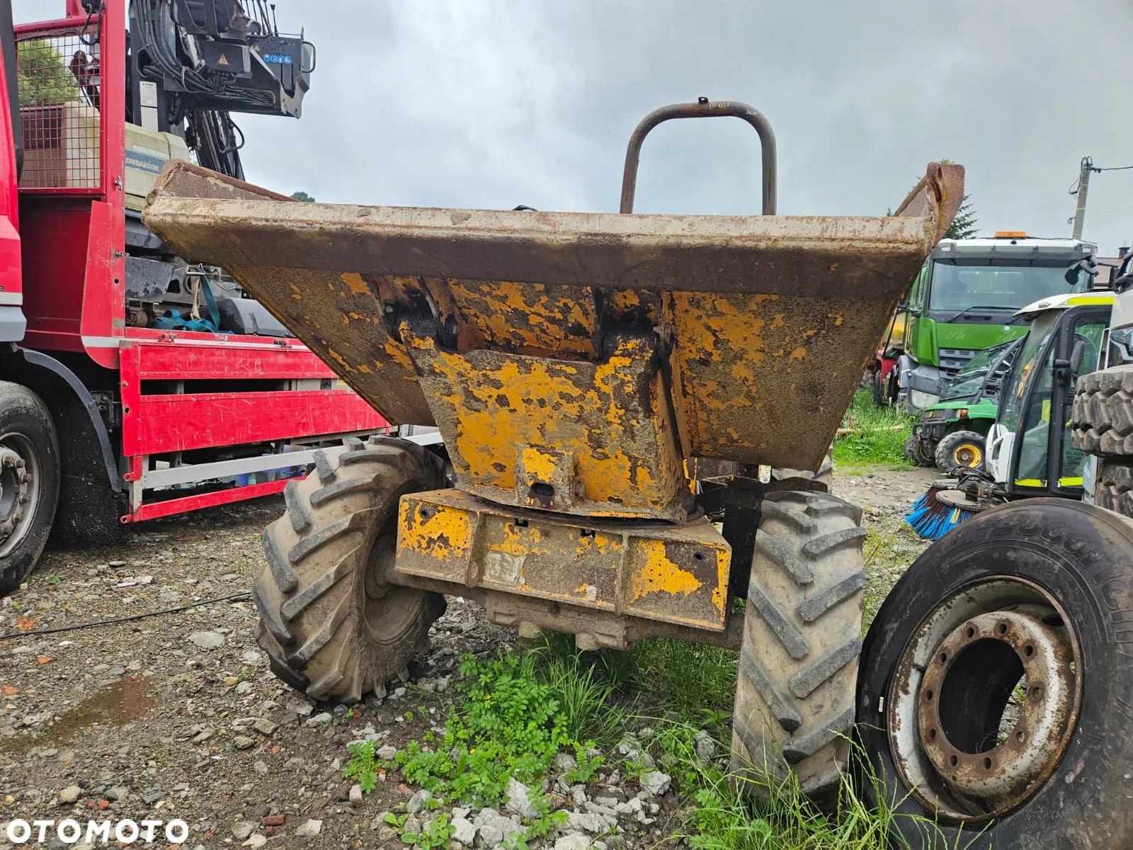 Thwaites 6000 - 6