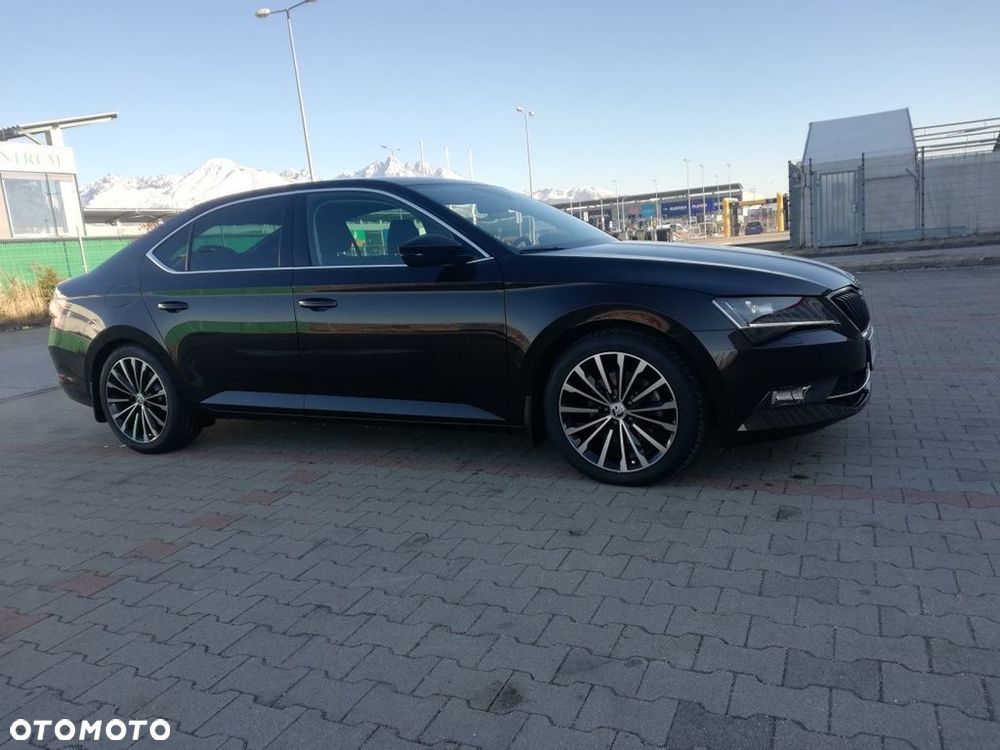 4x Felgi 18 m.in. do SKODA Trinity Kodiaq Karoq Octavia 4 Superb VW Golf Passat b8 Tiguan - F1526 (Y - 5