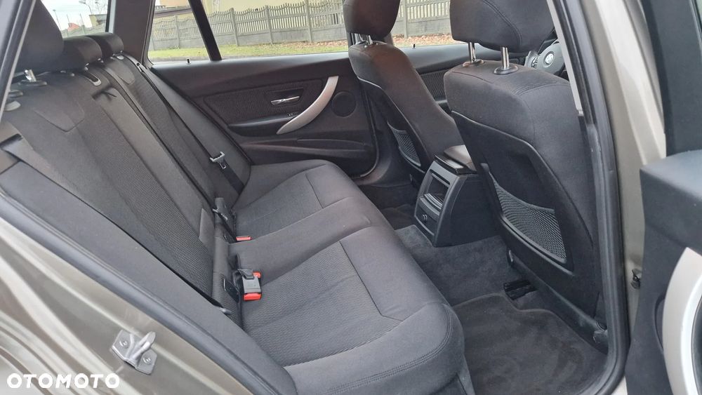BMW Seria 3 316d Modern Line - 8