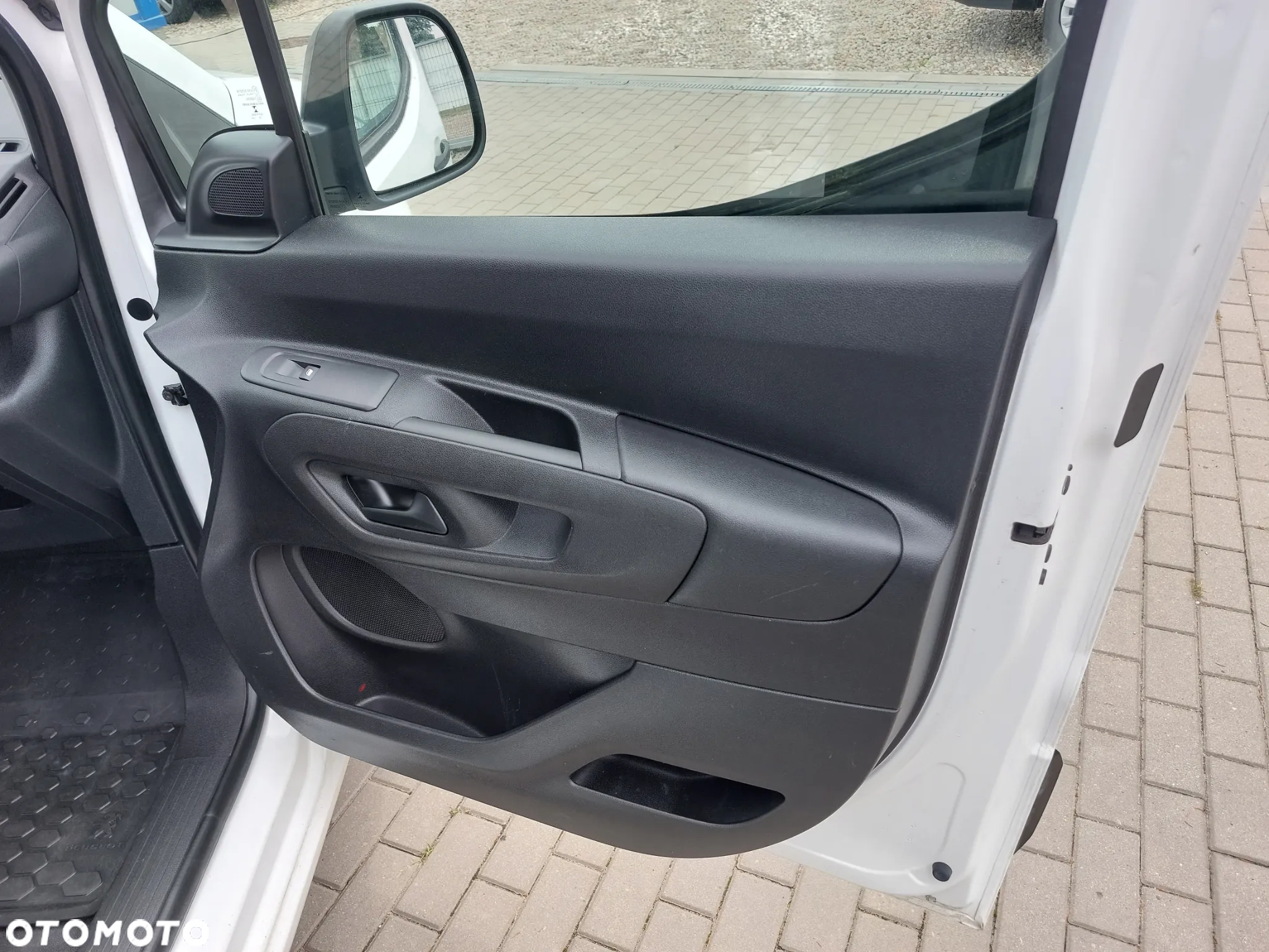 Peugeot Partner - 26