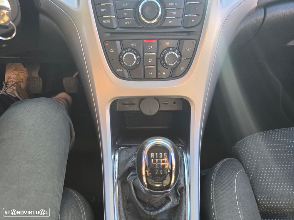 Opel Astra 1.7 CDTI DPF ecoFLEX S&S 99g Exklusiv - 16