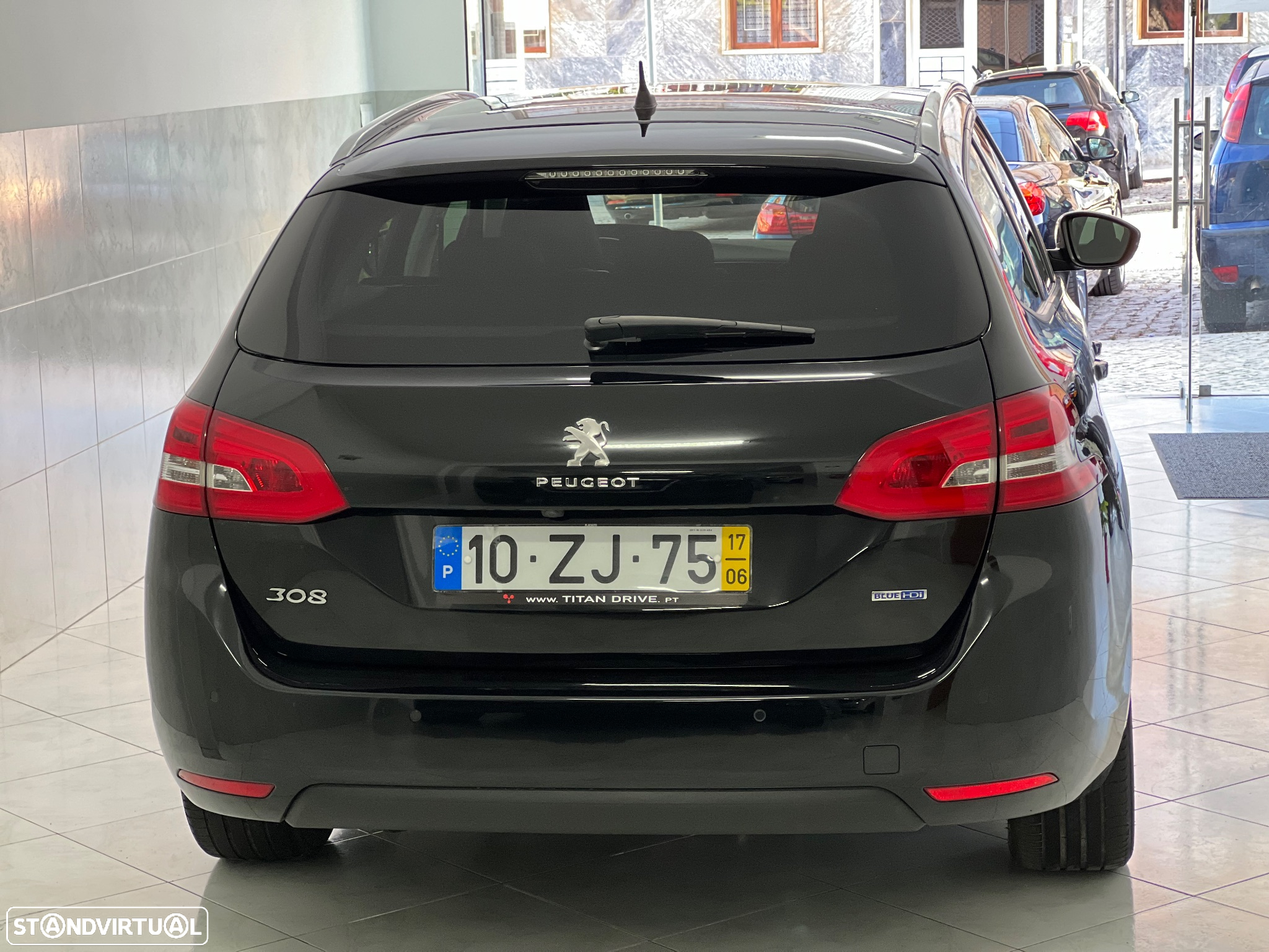 Peugeot 308 SW BlueHDi 120 EAT6 Stop & Start Active - 4