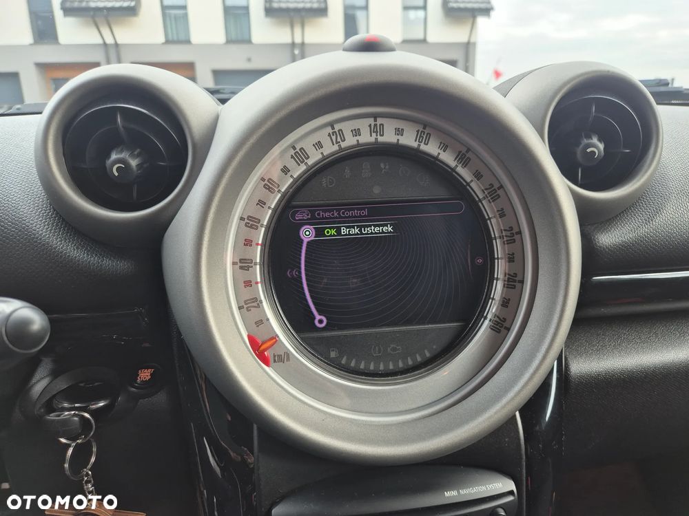 MINI Countryman Cooper SD All4 - 11