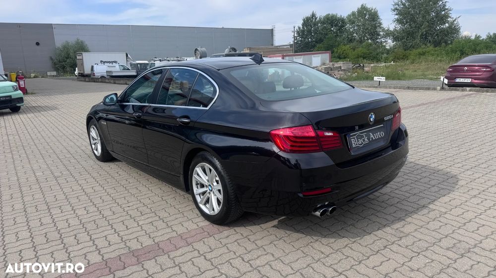 BMW Seria 5 520i Aut. - 6