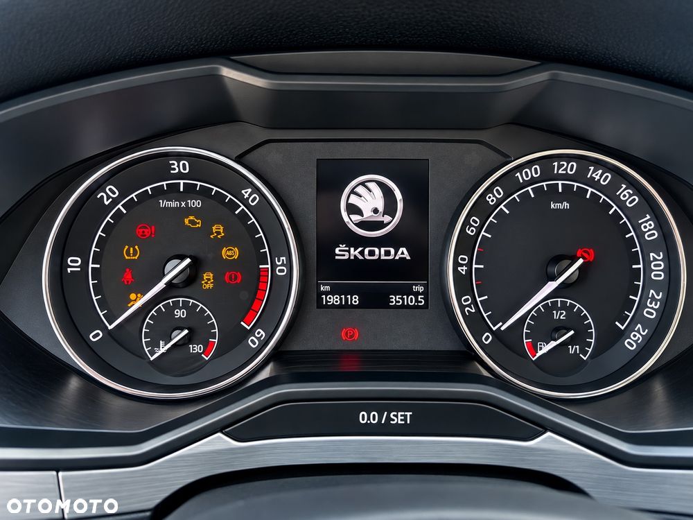 Skoda Superb 2.0 TDI Ambition - 18