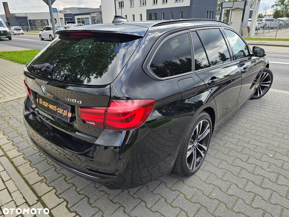 BMW Seria 3 318d Sport Line - 8