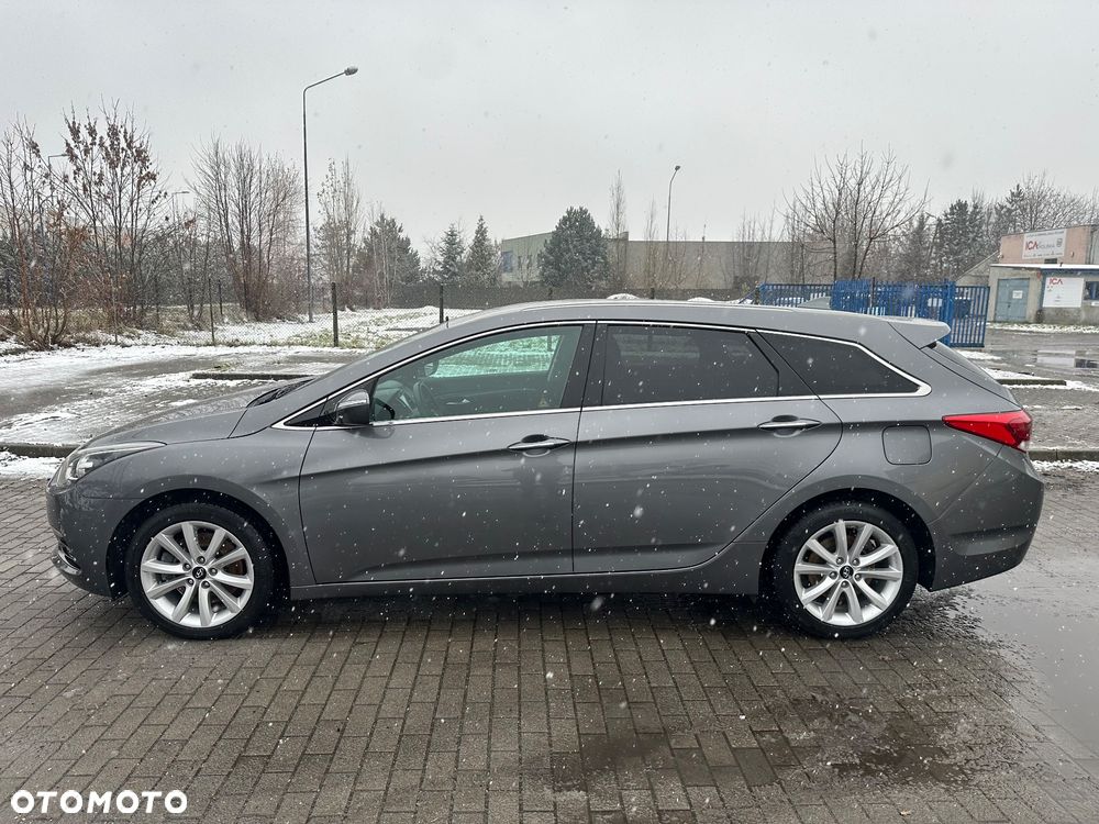 Hyundai i40 Kombi blue 1.7 CRDi DCT Premium - 19