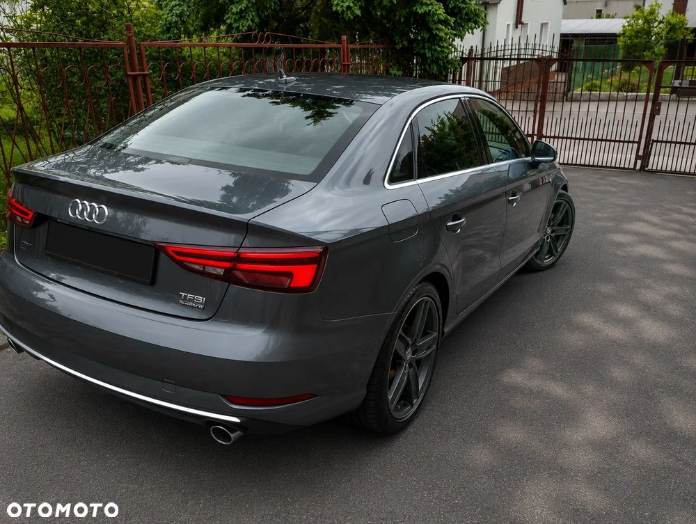 Audi A3 Limousine 2.0 TFSI quattro S tronic design - 4