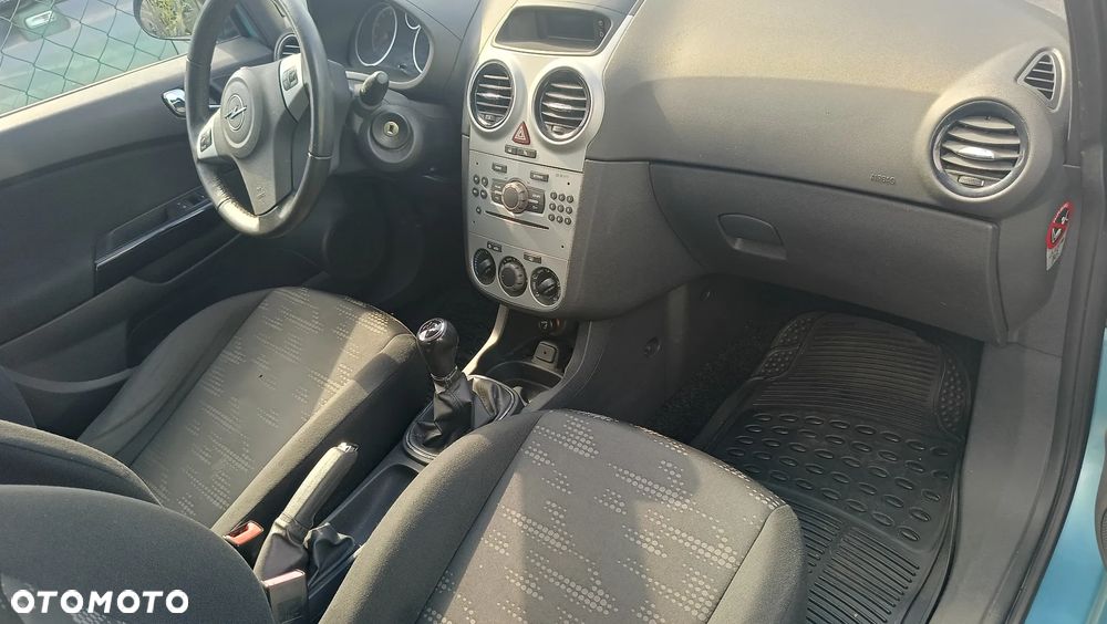 Opel Corsa 1.4 16V Graphite - 6